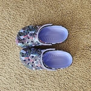 Purple butterfly crocs